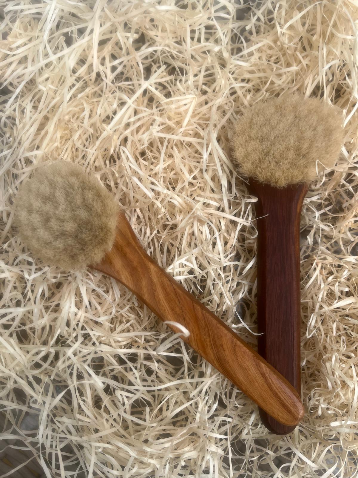 Pareja de Cepillos de madera para masaje facial | Gida