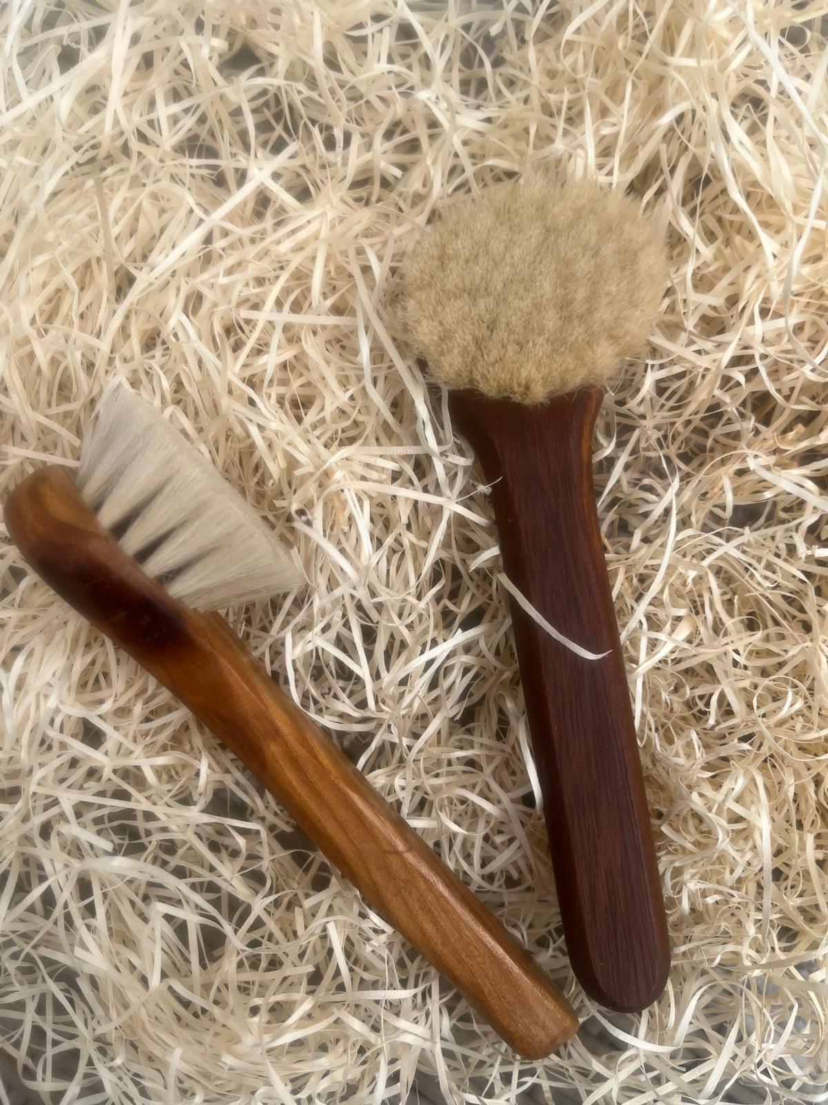 Pareja de Cepillos de madera para masaje facial | Gida