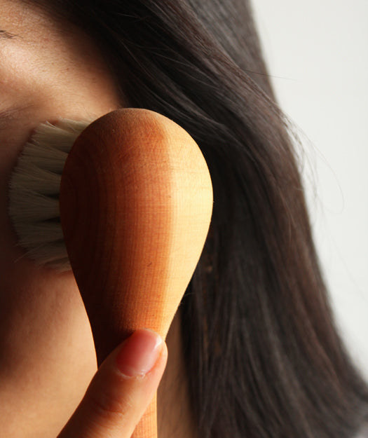 Pareja de Cepillos de madera para masaje facial | Naos