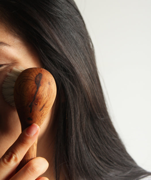 Pareja de Cepillos de madera para masaje facial | Naos