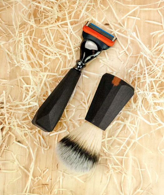 Brocha + cuchilla de afeitar de Madera | Razilo