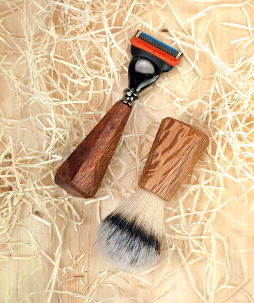 Brocha + cuchilla de afeitar de Madera | Razilo