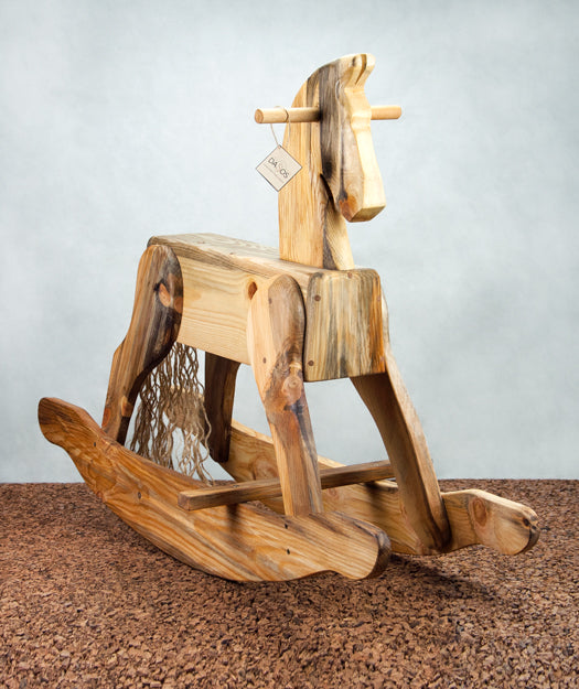 Juguete de madera caballo balancín Ĉevalo – Dasos productos naturales