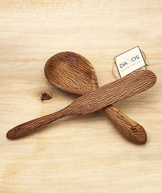 Paleta y cuchara de cocina hechas a mano en madera de encina